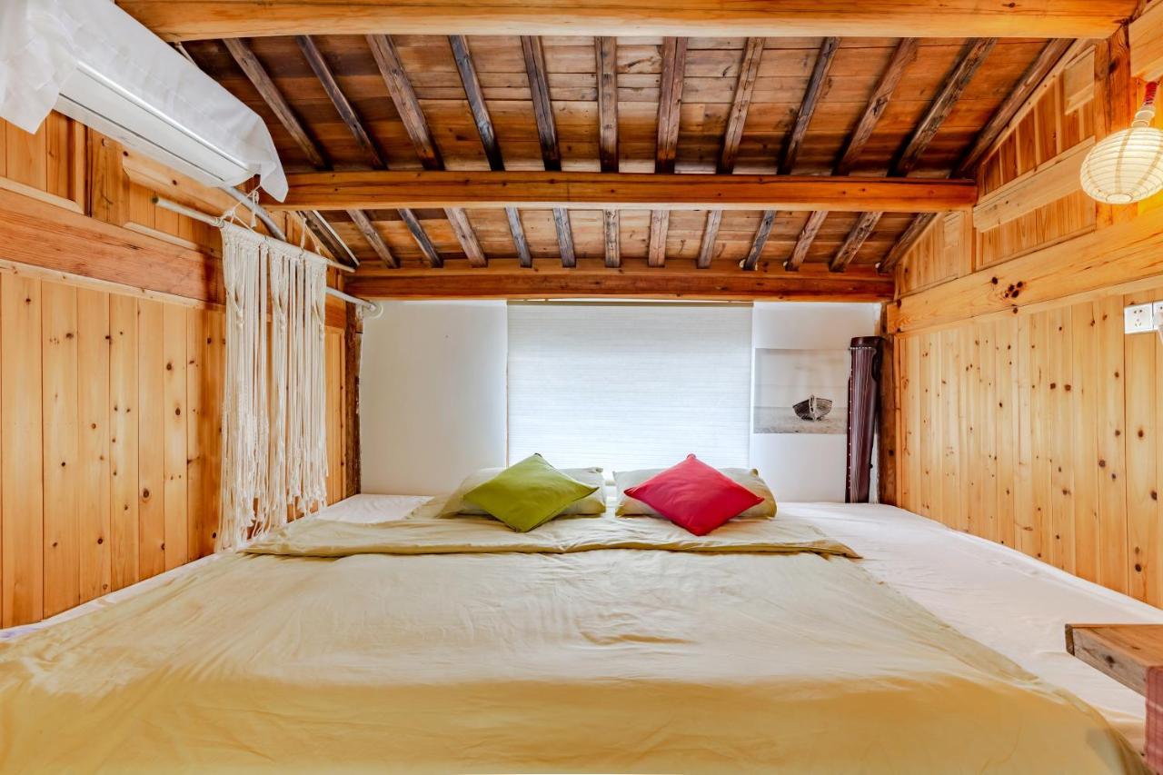 Xidi Kunlun International Hostel Yi (Anhui) Экстерьер фото