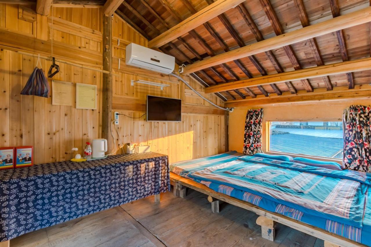 Xidi Kunlun International Hostel Yi (Anhui) Экстерьер фото